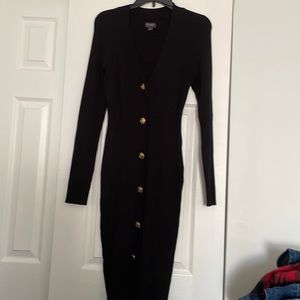 Bold Elements, Cut to curve size L black sweater dress, buttons down front